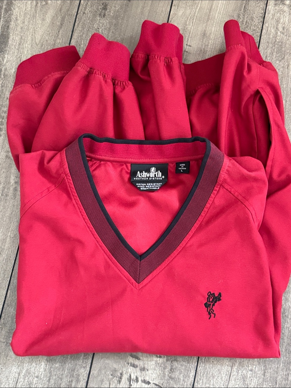 Ashworth Men's Crimson V-Neck Golf Pullover with Contrast Trim